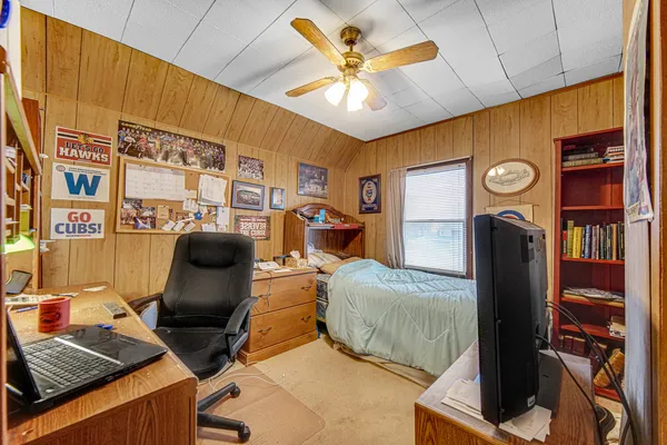 $160,000 | 12815 Lincoln Street, Blue Island, IL 60406