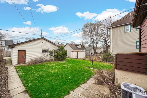 $160,000 | 12815 Lincoln Street, Blue Island, IL 60406