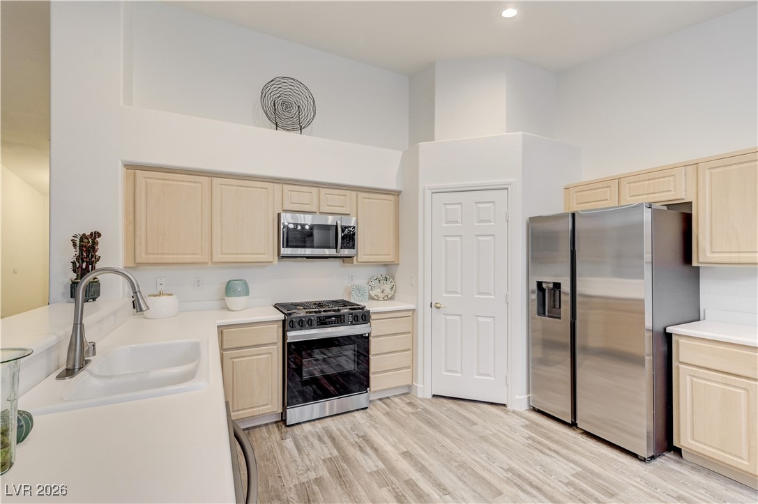 4323 Village Spring Street Las Vegas, NV 89147 - Photo 12 of 27