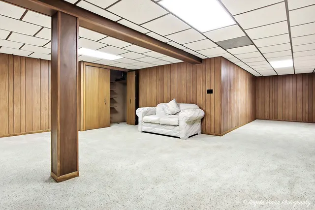 $385,000 | 26140 Ann Court, Wauconda, IL 60084