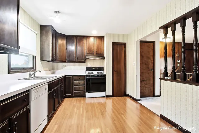 $385,000 | 26140 Ann Court, Wauconda, IL 60084