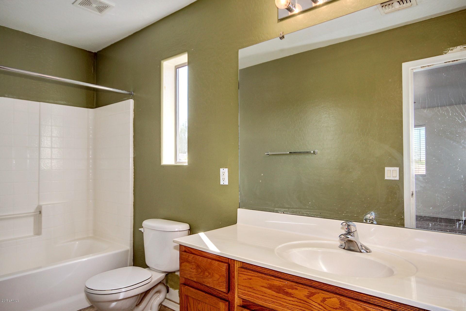 3715 West Carter Road Phoenix, AZ 85041 - Photo 16 of 24 Master Bath