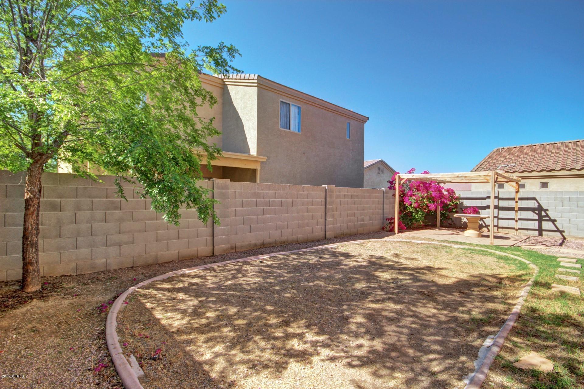 3715 West Carter Road Phoenix, AZ 85041 - Photo 23 of 24 0031-Carter 3715 (32)