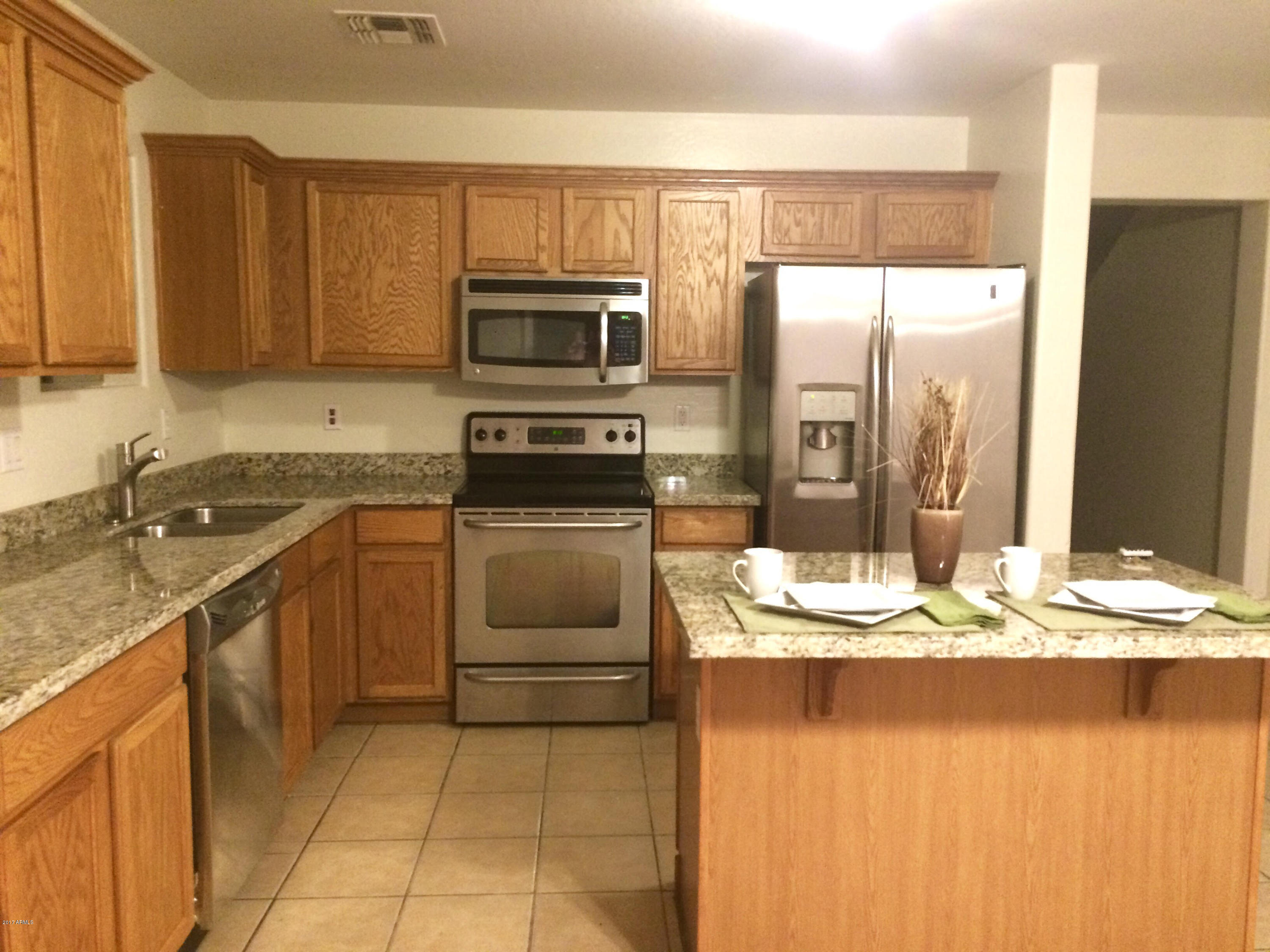 3715 West Carter Road Phoenix, AZ 85041 - Photo 5 of 24 unnamed-3
