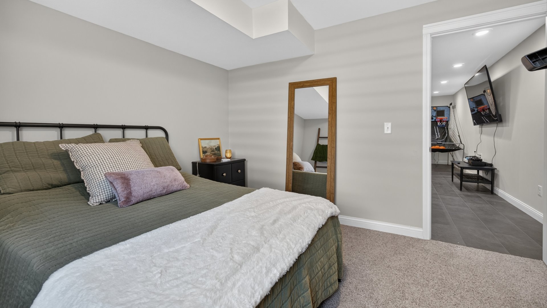 4003 Rockledge Road Bloomington, IL 61705 - Photo 54 of 64 Gallery Image 54