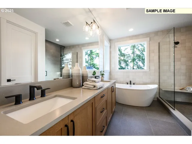 $1,399,999 | 22990 Bland Circle, West Linn, OR 97068