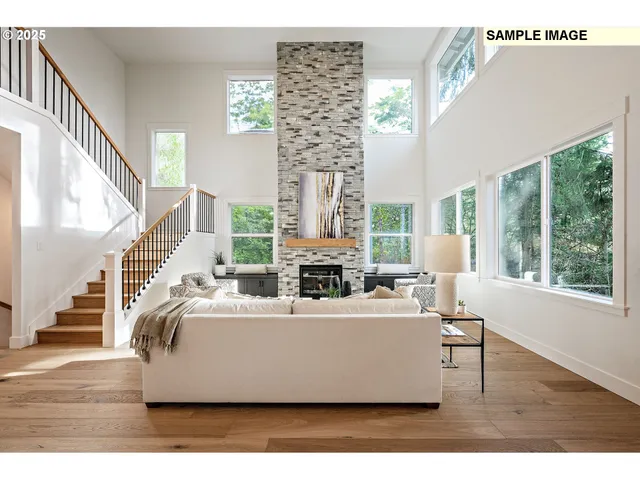 $1,399,999 | 22990 Bland Circle, West Linn, OR 97068