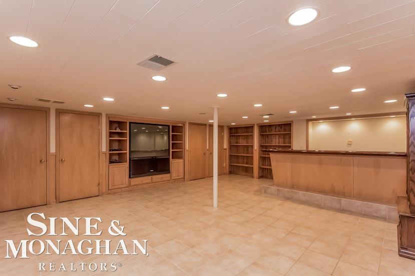 21 Hawthorne Road Grosse Pointe Shores, MI 48236 - Photo 50 of 80