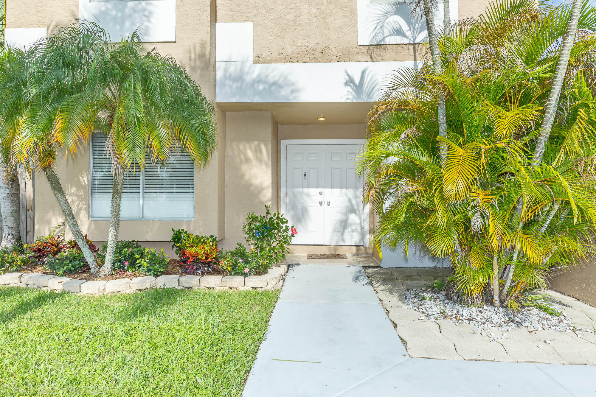 18635 Shauna Manor Drive Boca Raton, FL 33496 - Photo 2 of 33 18635 Shauna Manor Drive