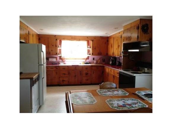 148 Bray Hill Road Whitefield, NH 03598 - Photo 5 of 19