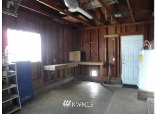 1719 Harding Road Aberdeen, WA 98520 - Photo 11 of 14 Gallery Image 11
