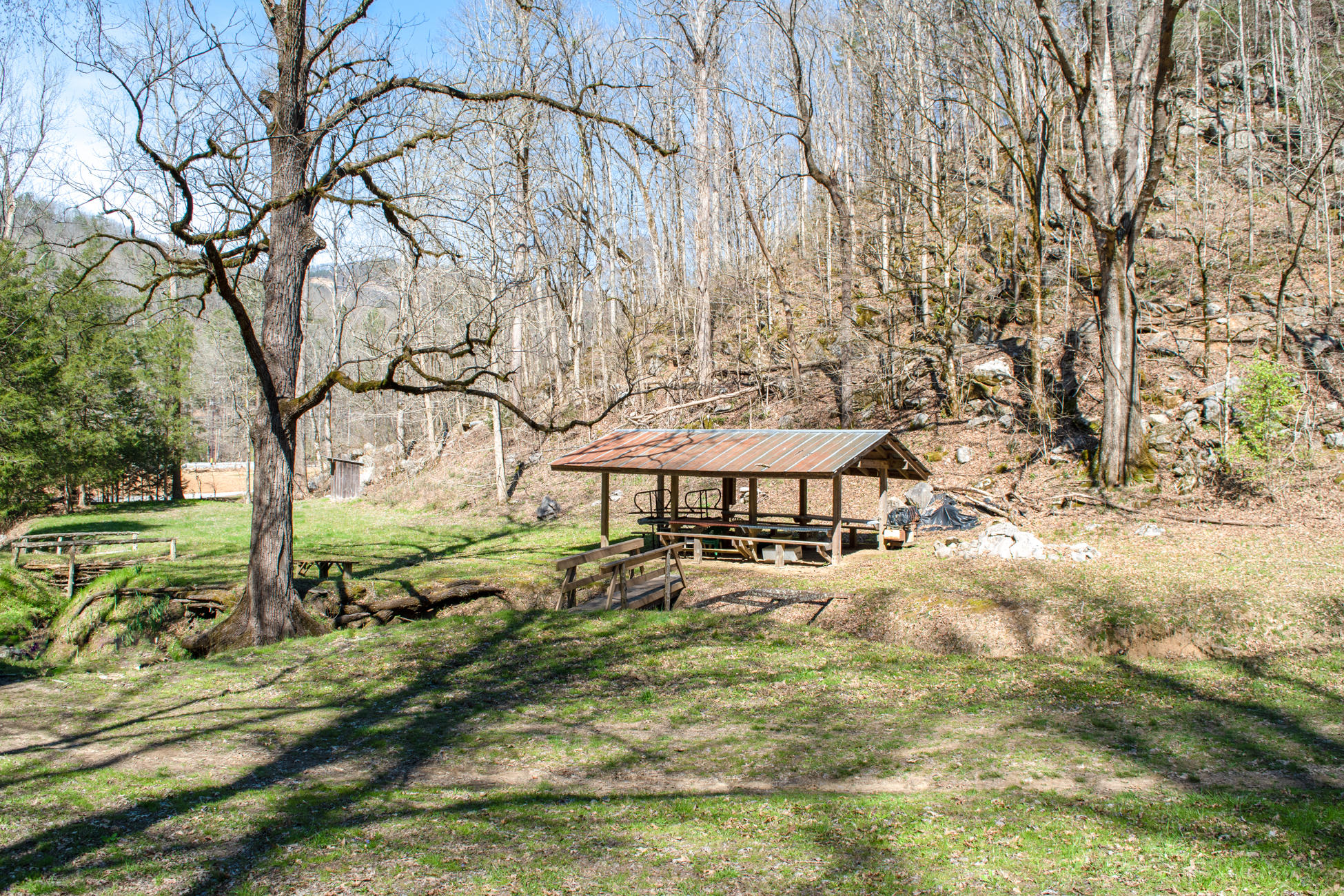 608 Wears Valley Road Townsend, TN 37882 - Photo 12 of 30 608 Wears Valley LQ-11