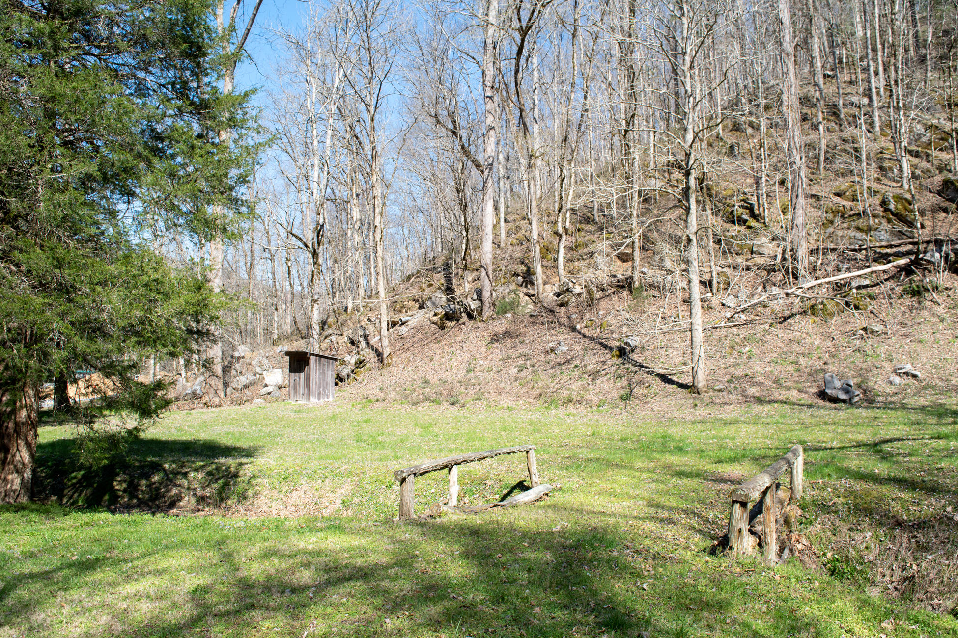 608 Wears Valley Road Townsend, TN 37882 - Photo 13 of 30 608 Wears Valley LQ-12