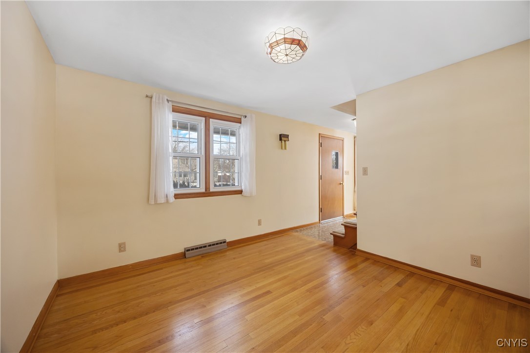 7297 Greenbriar Road Cicero, NY 13212 - Photo 15 of 35