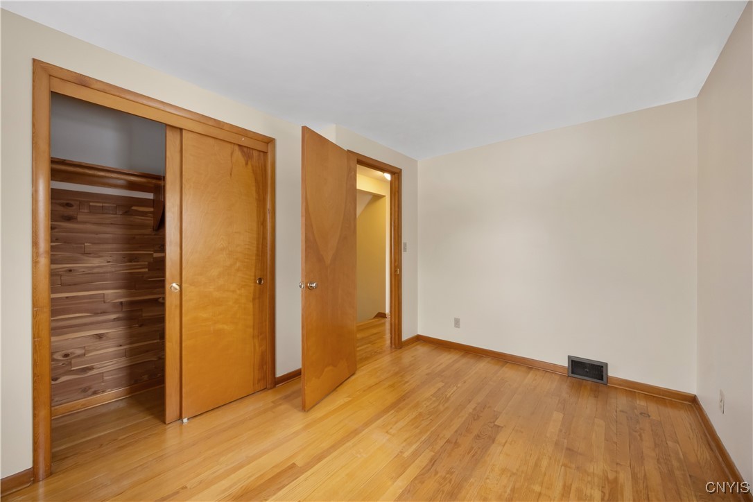 7297 Greenbriar Road Cicero, NY 13212 - Photo 19 of 35