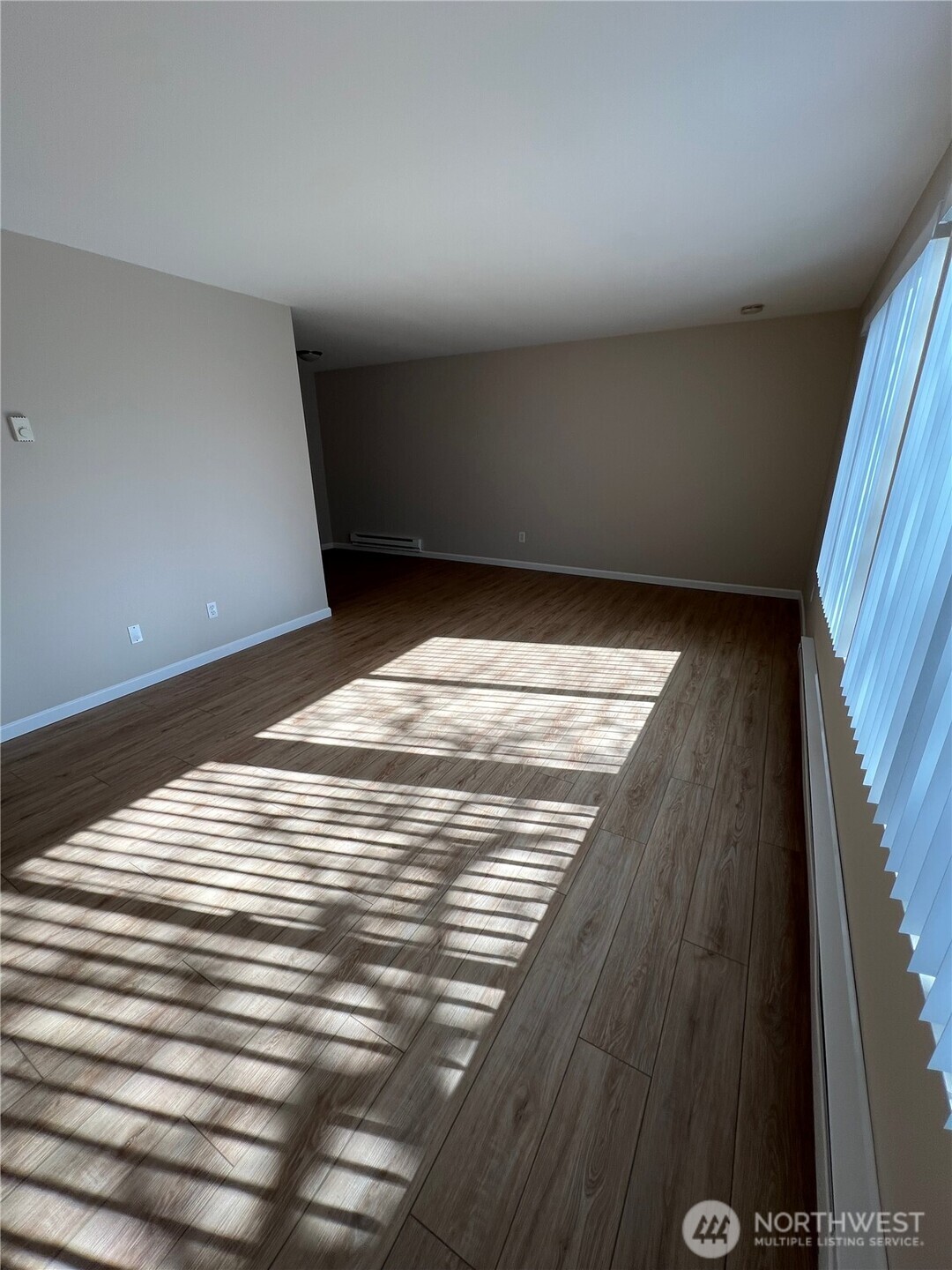 3326 Lombard Avenue, Unit 3 Everett, WA 98201 - Photo 8 of 10 a view of room