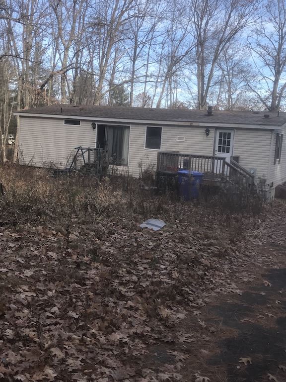 11 Clark Road Londonderry, NH 03053 - Photo 3 of 6