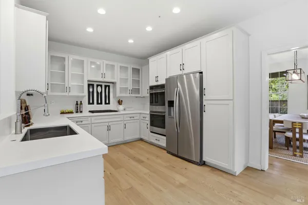 $1,695,000 | 11 Red Oak Court, Novato, CA 94949