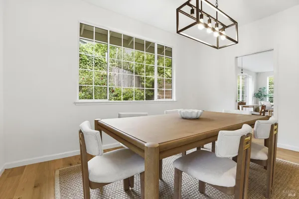 $1,695,000 | 11 Red Oak Court, Novato, CA 94949