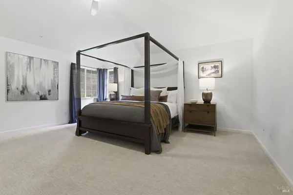 $1,695,000 | 11 Red Oak Court, Novato, CA 94949