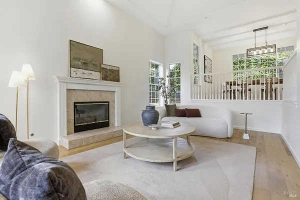 $1,695,000 | 11 Red Oak Court, Novato, CA 94949