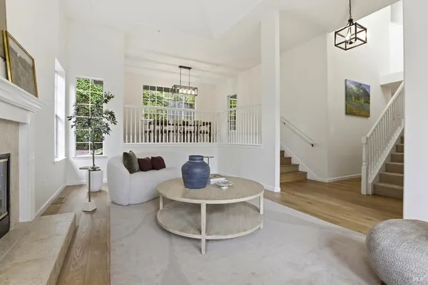 $1,695,000 | 11 Red Oak Court, Novato, CA 94949