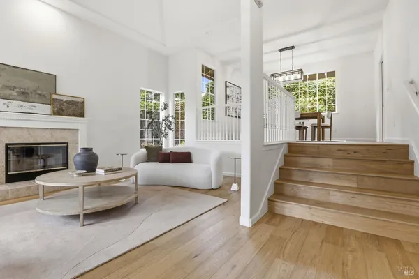 $1,695,000 | 11 Red Oak Court, Novato, CA 94949