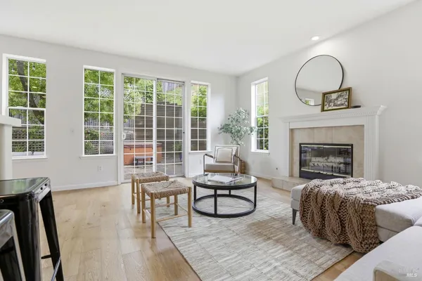 $1,695,000 | 11 Red Oak Court, Novato, CA 94949