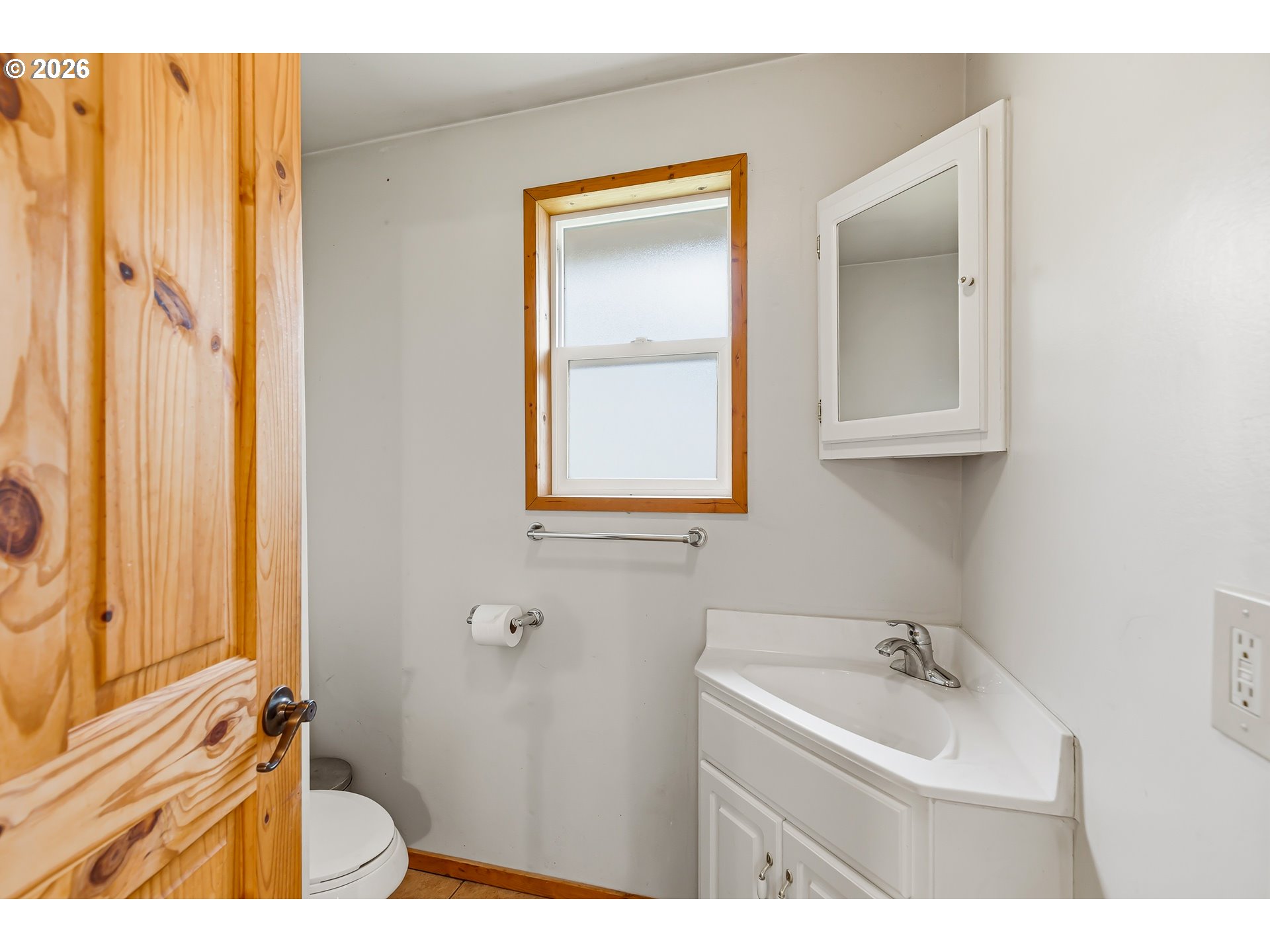 159 Bloom Road Wolf Creek, OR 97497 - Photo 17 of 44