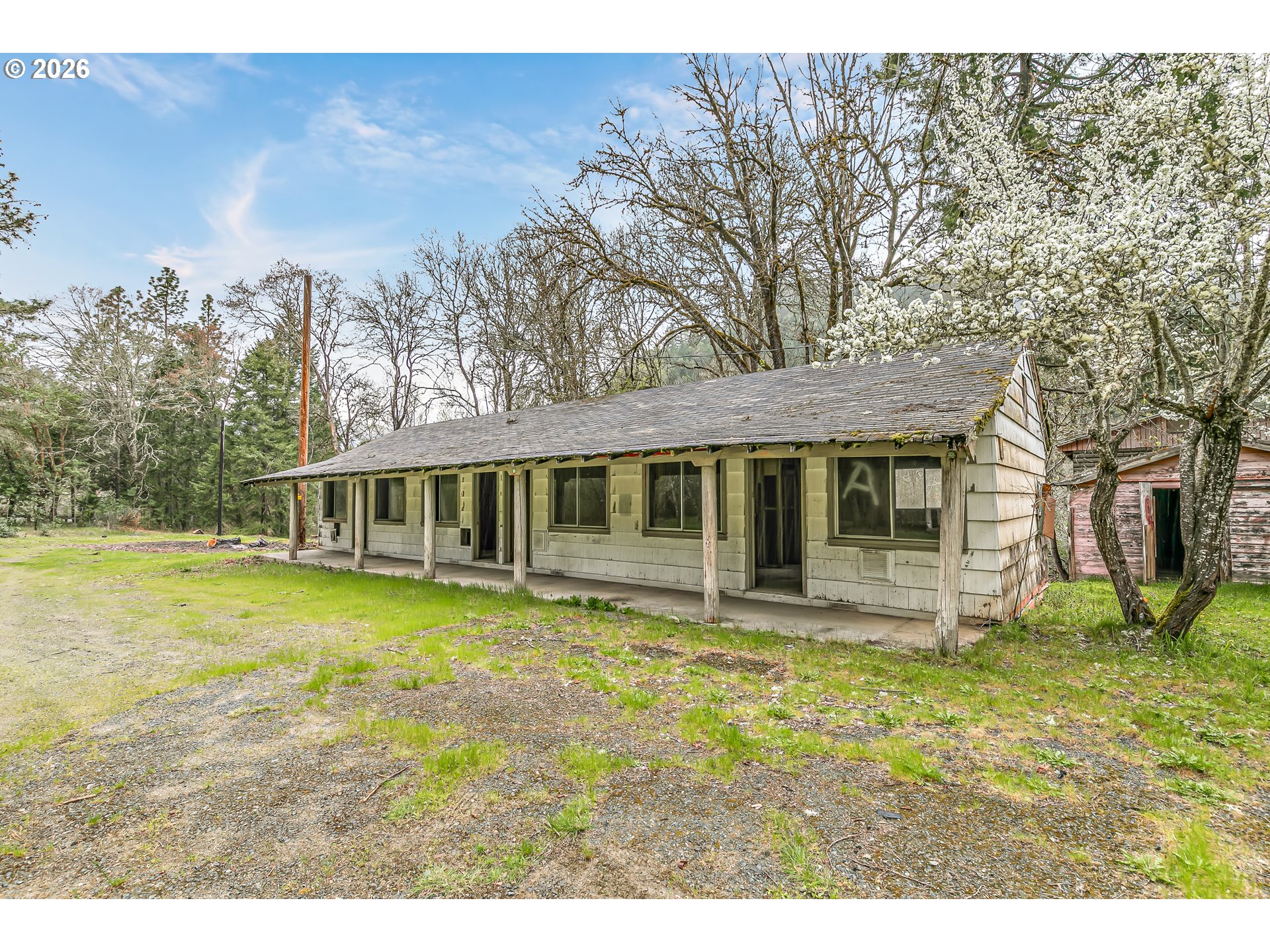 159 Bloom Road Wolf Creek, OR 97497 - Photo 39 of 44