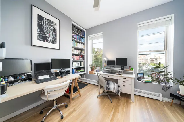 $3,800 | 201 Pavonia Avenue, Unit 2L, Jersey City, NJ 07302