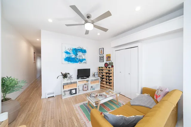 $3,800 | 201 Pavonia Avenue, Unit 2L, Jersey City, NJ 07302