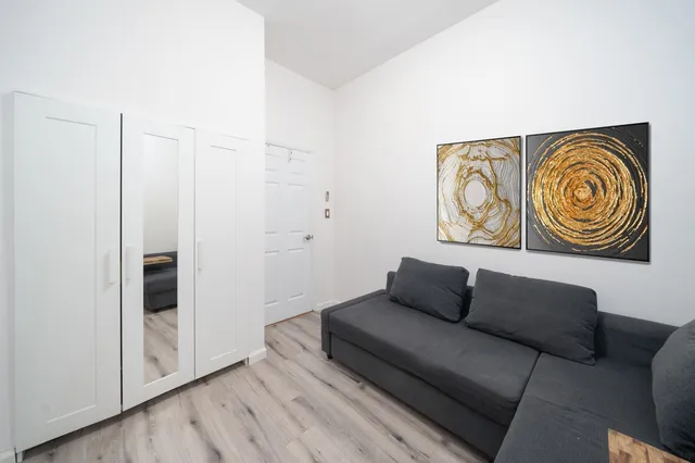 $3,800 | 201 Pavonia Avenue, Unit 2L, Jersey City, NJ 07302