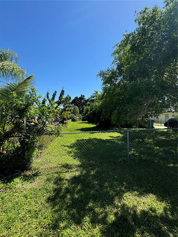 3030 Karen Drive Naples, FL 34112 - Photo 2 of 9