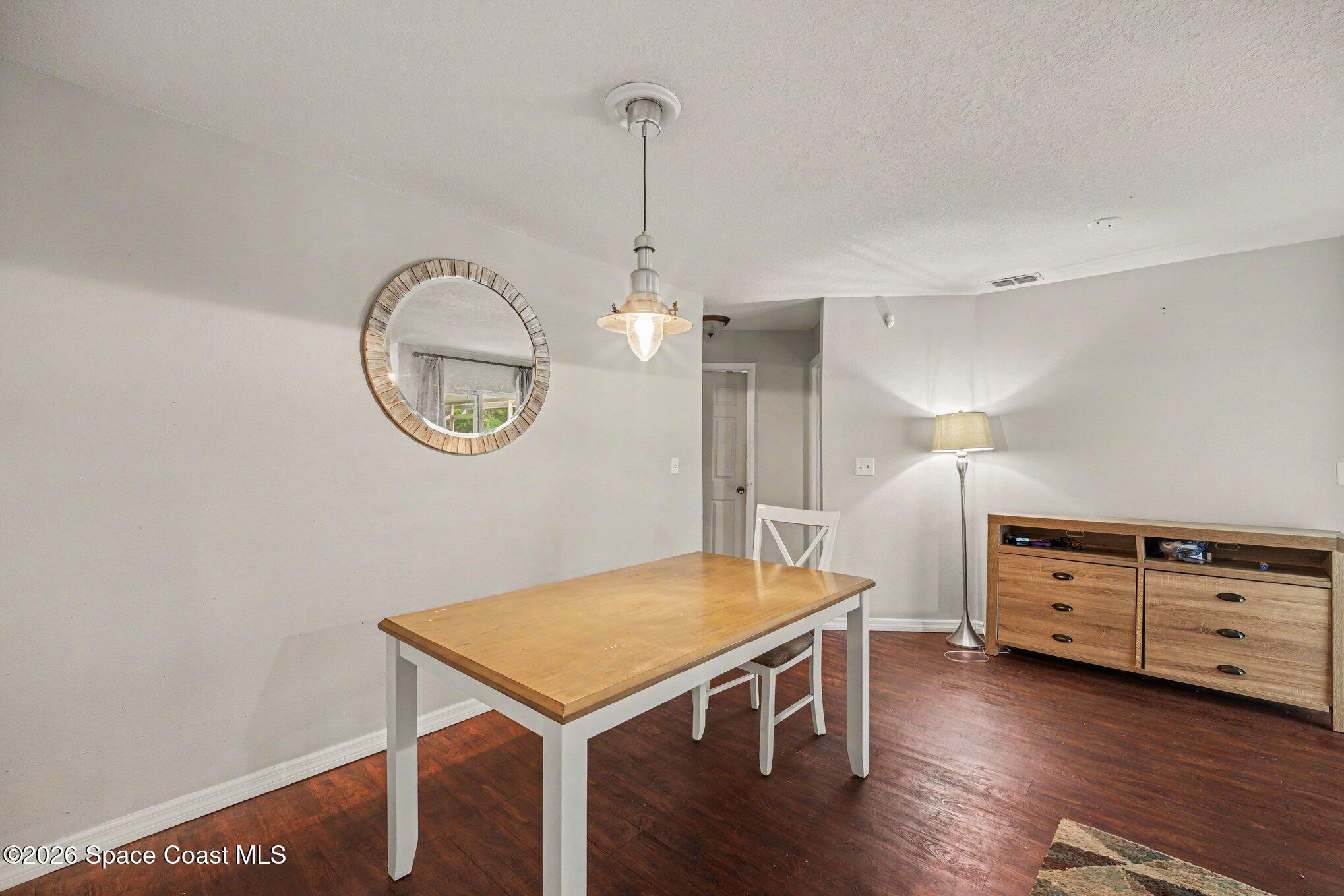 704 Prospect Avenue Cocoa, FL 32922 - Photo 10 of 28 008_file_1471