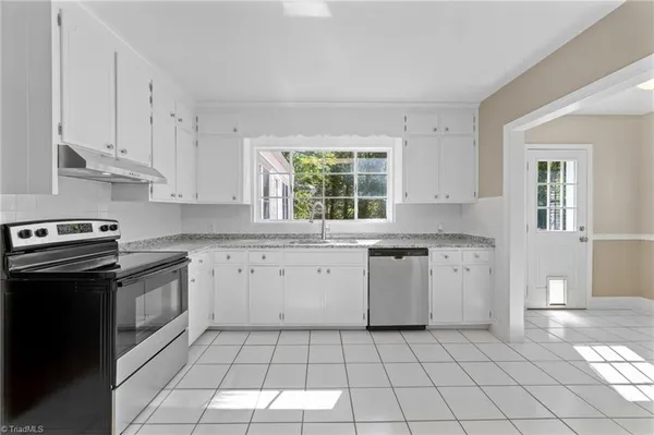 $349,900 | 1410 Pennrose Drive, Reidsville, NC 27320