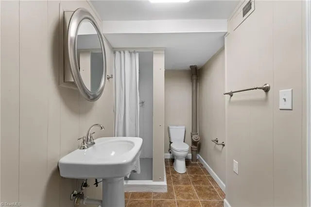 $372,000 | 1410 Pennrose Drive, Reidsville, NC 27320