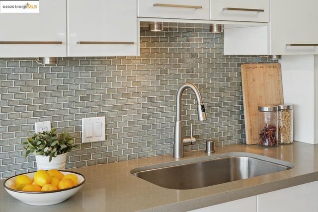 $545,000 | 1555 Lakeside Drive, Unit 191, Oakland, CA 94612