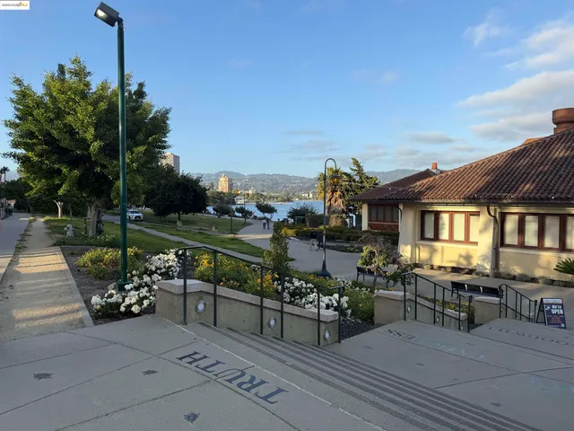 $575,000 | 1555 Lakeside Drive, Unit 191, Oakland, CA 94612