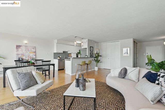 $545,000 | 1555 Lakeside Drive, Unit 191, Oakland, CA 94612