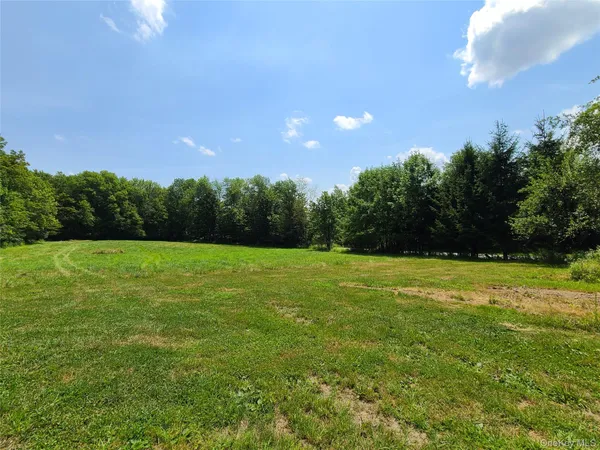 a view of an outdoor space and yard
