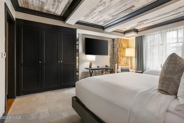 $2,865,000 | 130 Daybreak Ridge Road, Unit HS619, Avon, CO 81620