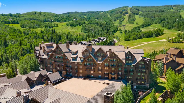 $2,865,000 | 130 Daybreak Ridge Road, Unit HS619, Avon, CO 81620