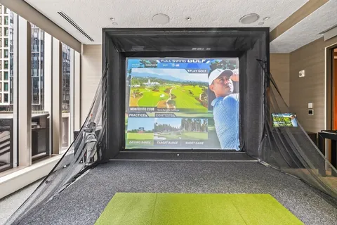 $1,660,000 | 133 Seaport Boulevard, Unit U1017, Boston, MA 02210