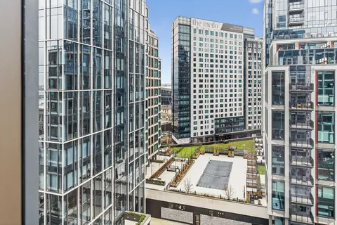 $1,660,000 | 133 Seaport Boulevard, Unit U1017, Boston, MA 02210