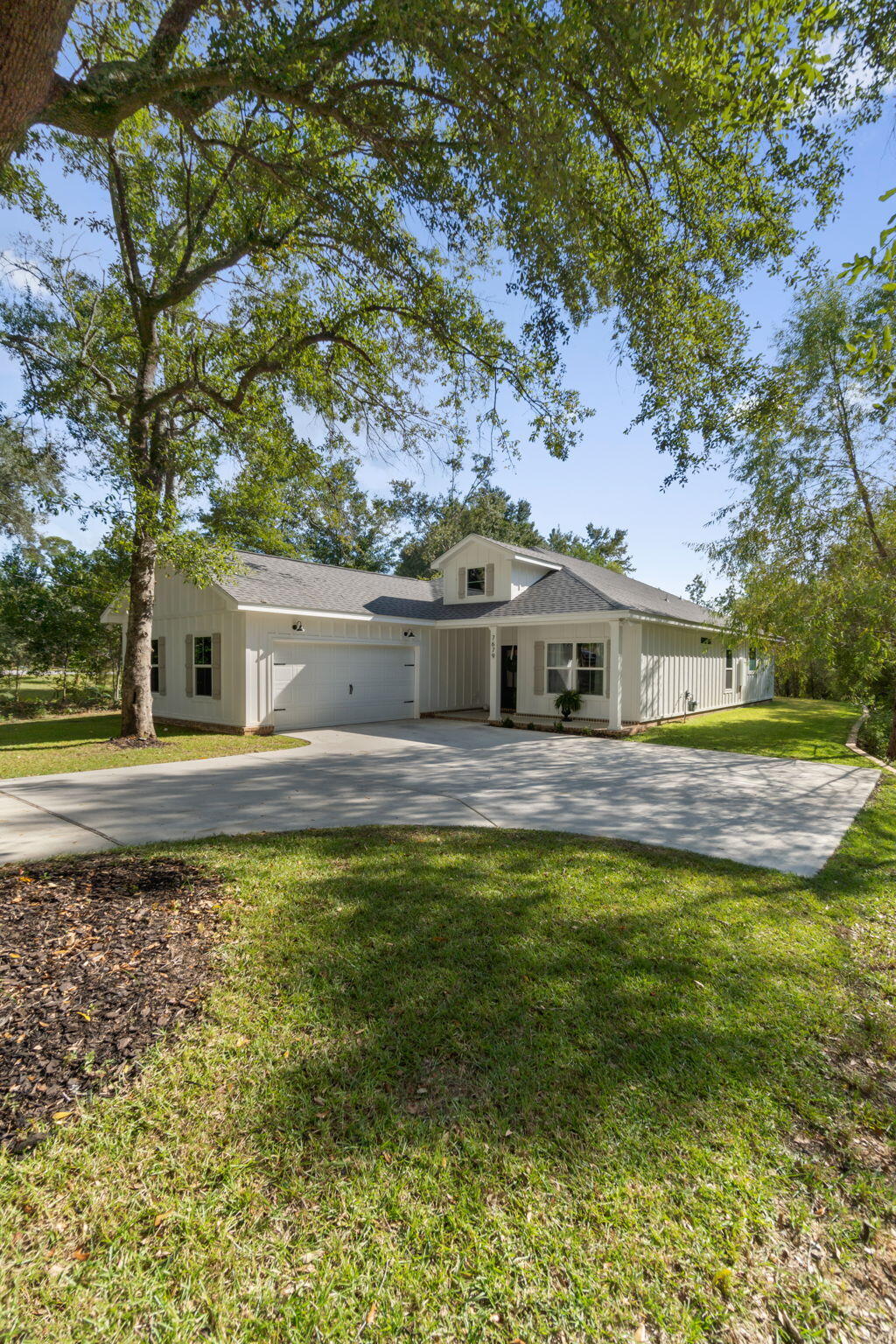9904 Jay Road Pensacola, FL 32526 - Photo 4 of 51 4-web-or-mls-Final-73