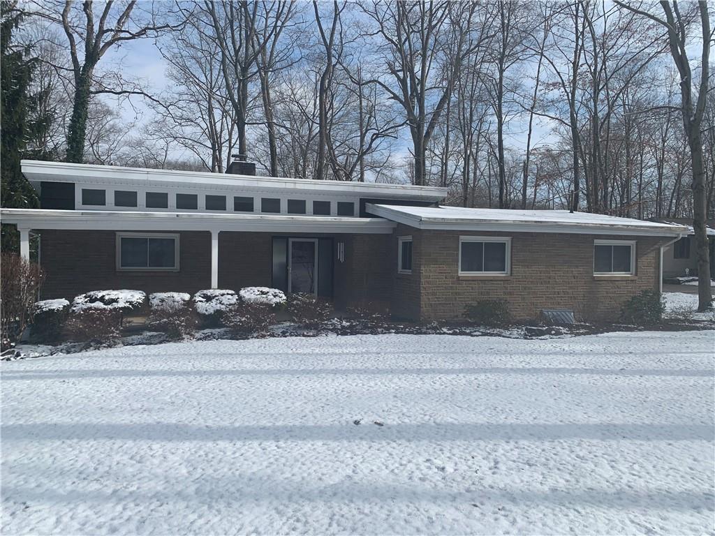 490 Robertson Road Hermitage, PA 16148 - Photo 1 of 22 Gallery Image 1