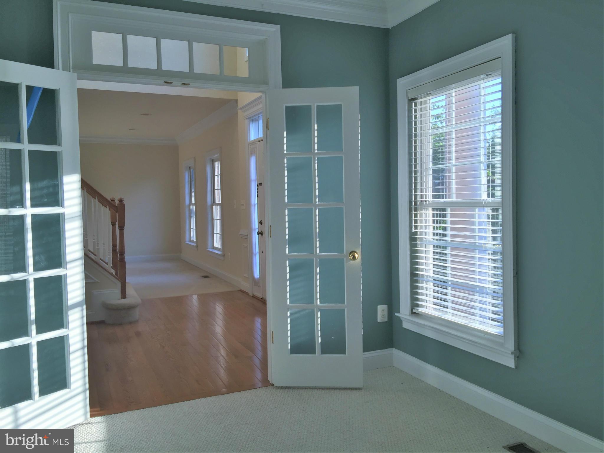 6251 Willowfield Way Springfield, VA 22150 - Photo 4 of 30 Study Room