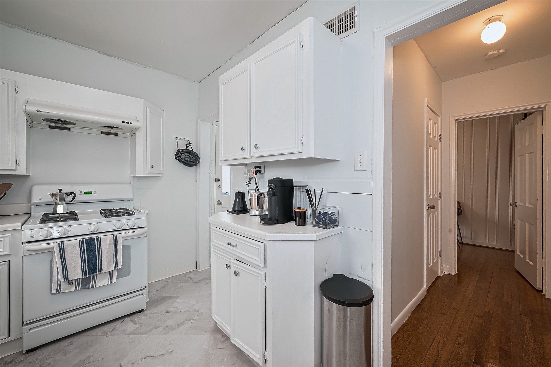 2163 University Boulevard Houston, TX 77030 - Photo 18 of 42