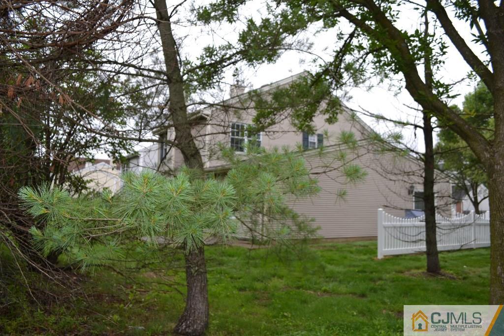 18 Rice Run East Brunswick, NJ 08816 - Photo 10 of 10 Gallery Image 10